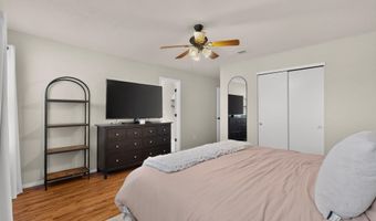 10700 Pinon Park Ct NW, Albuquerque, NM 87114