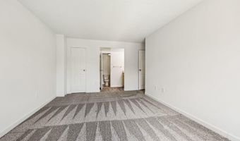 4500 S FOUR MILE RUN Dr 220, Arlington, VA 22204