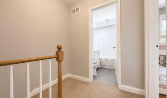 609 S HENRY St, Alexandria, VA 22314