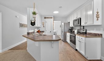 151 Rolling Woods, Hull, GA 30646