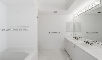 20185 E Country Club Dr 502, Aventura, FL 33180