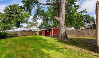 2416 E 38th Ct, Des Moines, IA 50317