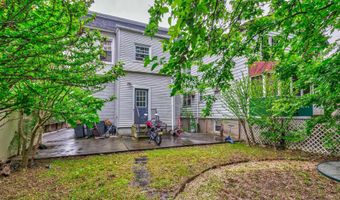 27 W 4TH St, Bayonne, NJ 07002