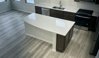 719 W Spaniel Dr, Ann Arbor, MI 48108