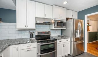 1597 Blueorchard Dr, Anderson Twp., OH 45230