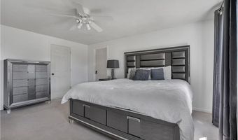 6 Fleuette Dr, Bellingham, MA 02019