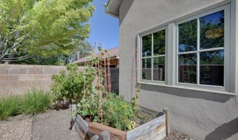 2204 Via Granada Pl NW, Albuquerque, NM 87104