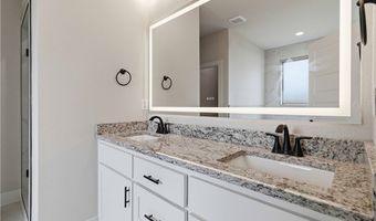 6704 Orange Ave, Bentonville, AR 72713