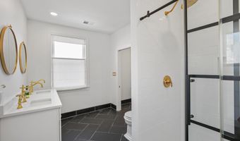 322 E CAPITOL St NE, Washington, DC 20003