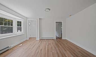 282 Parker Rd, Barnstable, MA 02668