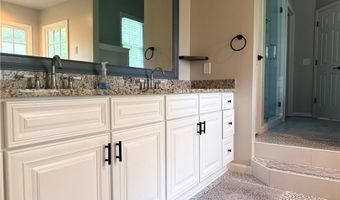 1060 Crabapple Trce, Alpharetta, GA 30004