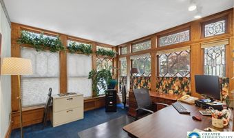 1702 W Walnut St, Allentown, PA 18104