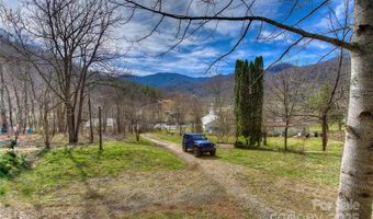 38 Buchanan Hill Rd, Bakersville, NC 28705