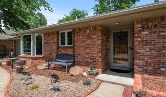2318 Dorchester Dr, Bartlesville, OK 74006