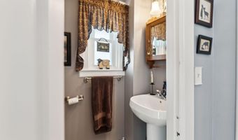 709 High St, Bath, ME 04530