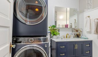 703 13th St, Auburn, NE 68305