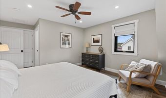 16 Blacks Lndg, Belfast, ME 04915