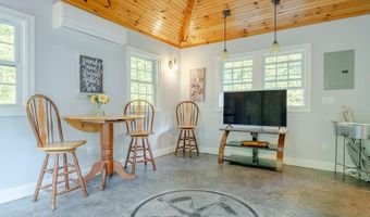 260 George Washington Hwy, Foster, RI 02825