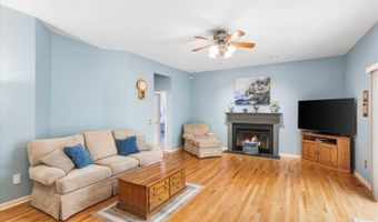 15 Upper Plateau Dr, Alloway, NJ 07462
