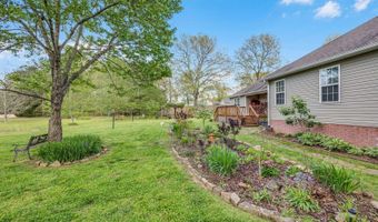 176 Battleground Dr, Wildersville, TN 38388