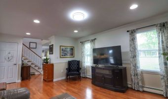 111 Windswept E Dr, Amsterdam, NY 12010