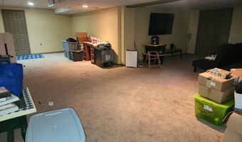 5 WATERWHEEL Cir, Dover, DE 19901