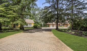 99 Holly Ln, Bayville, NJ 08721