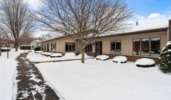 400 Oakland Pl NE 9, Austin, MN 55912