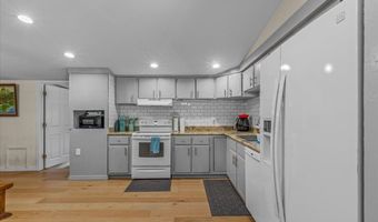 7870 25th Pl, Bell, FL 32619