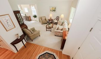 48 Essex Rd, Bedford, NH 03110