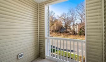 4561 STRUTFIELD Ln #3215, Alexandria, VA 22311