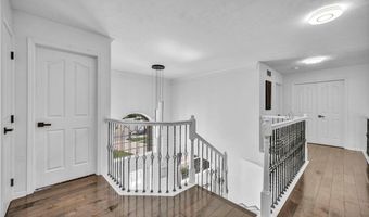 10342 Townley Ct, Aurora, OH 44202