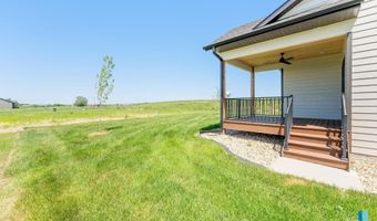 405 N Sunshine Ave, Brandon, SD 57005