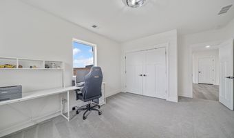 985 RANGE LINE Rd, Cheyenne, WY 82009