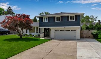 169 Chestnut Hill Ln S, Amherst, NY 14221