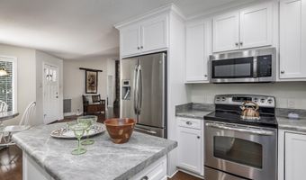 1 Escondite Ln, Hot Springs, AR 71909