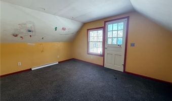 39 Pine Hill Dr, Alfred, NY 14802