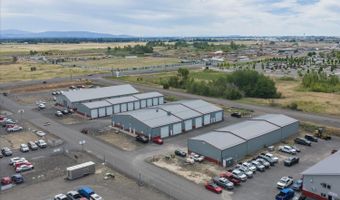 10915 W Fast Lane Rd, Airway Heights, WA 99001