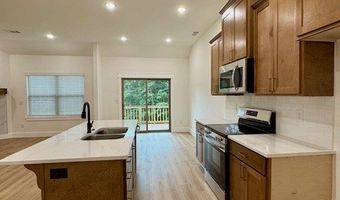 38 Woodbridge Dr, Bella Vista, AR 72714