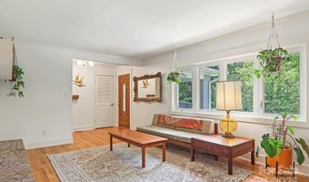 445 Chunns Cove Rd A, Asheville, NC 28805
