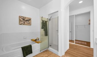70 Hoku Puhipaka St, Kahului, HI 96732