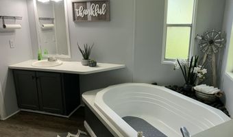 120 MAIN St, Baldwin, FL 32234