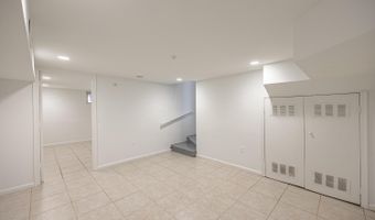 156 WESMOND Dr, Alexandria, VA 22305