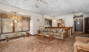 972 Reynolds Rd, Glocester, RI 02814