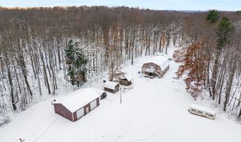 706 26th St, Allegan, MI 49010