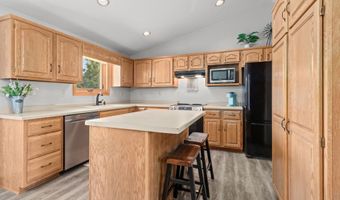 3628 S KERNAN Ave, Appleton, WI 54915