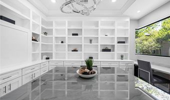 29 Soaring Bird Ct, Las Vegas, NV 89135