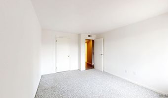 5 Southcreek Ct C, Amherst, NY 14051