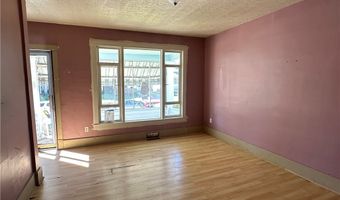 136 Maplewood Ave, Ambridge, PA 15003