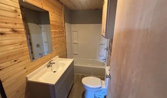 520 SW 2nd St, Adair, OK 74330